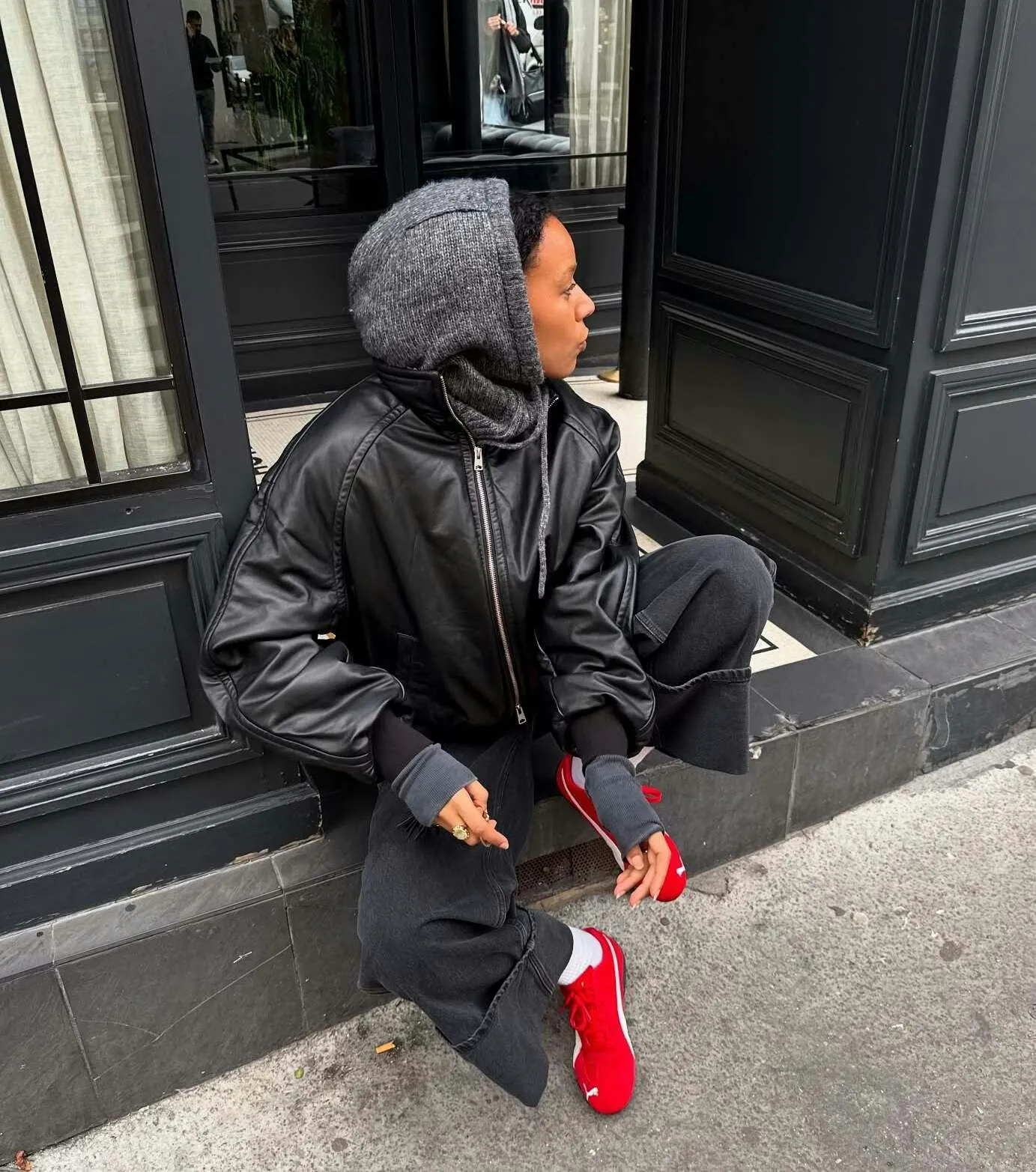 Nét đẹp vượt thời gian của chất liệu da kết hợp cùng thiết kế giày hiện đại