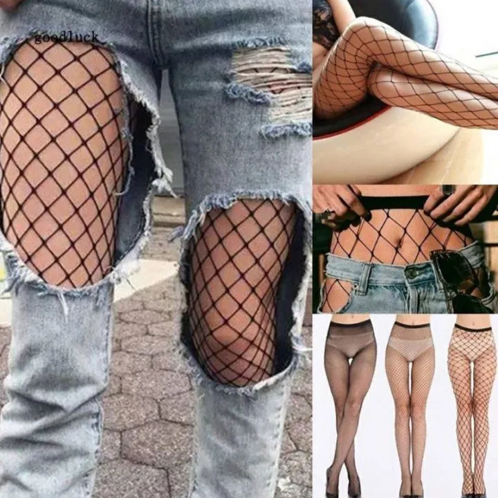 Lựa chọn kích thước mắt lưới và màu sắc phù hợp là yếu tố quyết định sự tinh tế của bộ trang phục