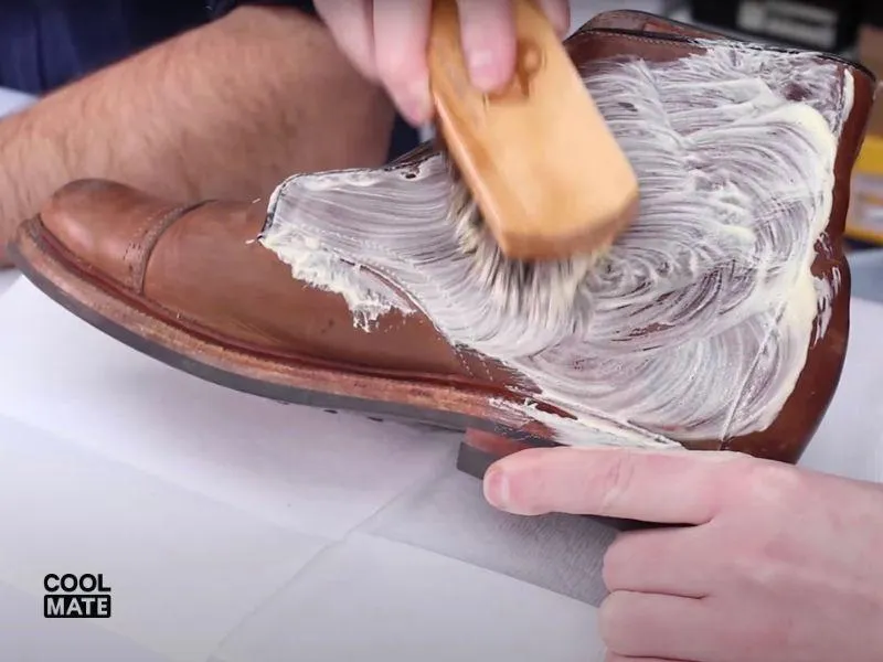 Bảo quản đúng cách giúp đôi giày boot luôn bền đẹp theo thời gian