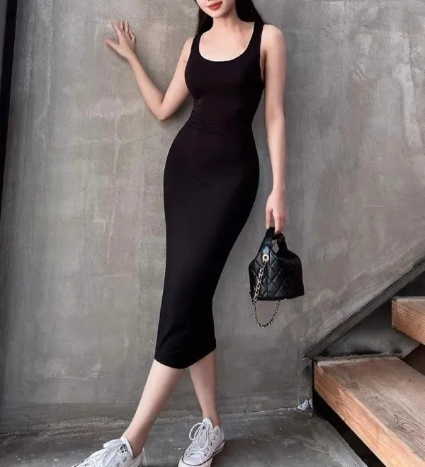 mac-dam-body-di-giay-gi_dc27608430694a7f9f98a496aee270d8 Sự kết hợp hoàn hảo giữa giày bánh mì và đầm body mang lại vẻ ngoài cuốn hút và thời thượng