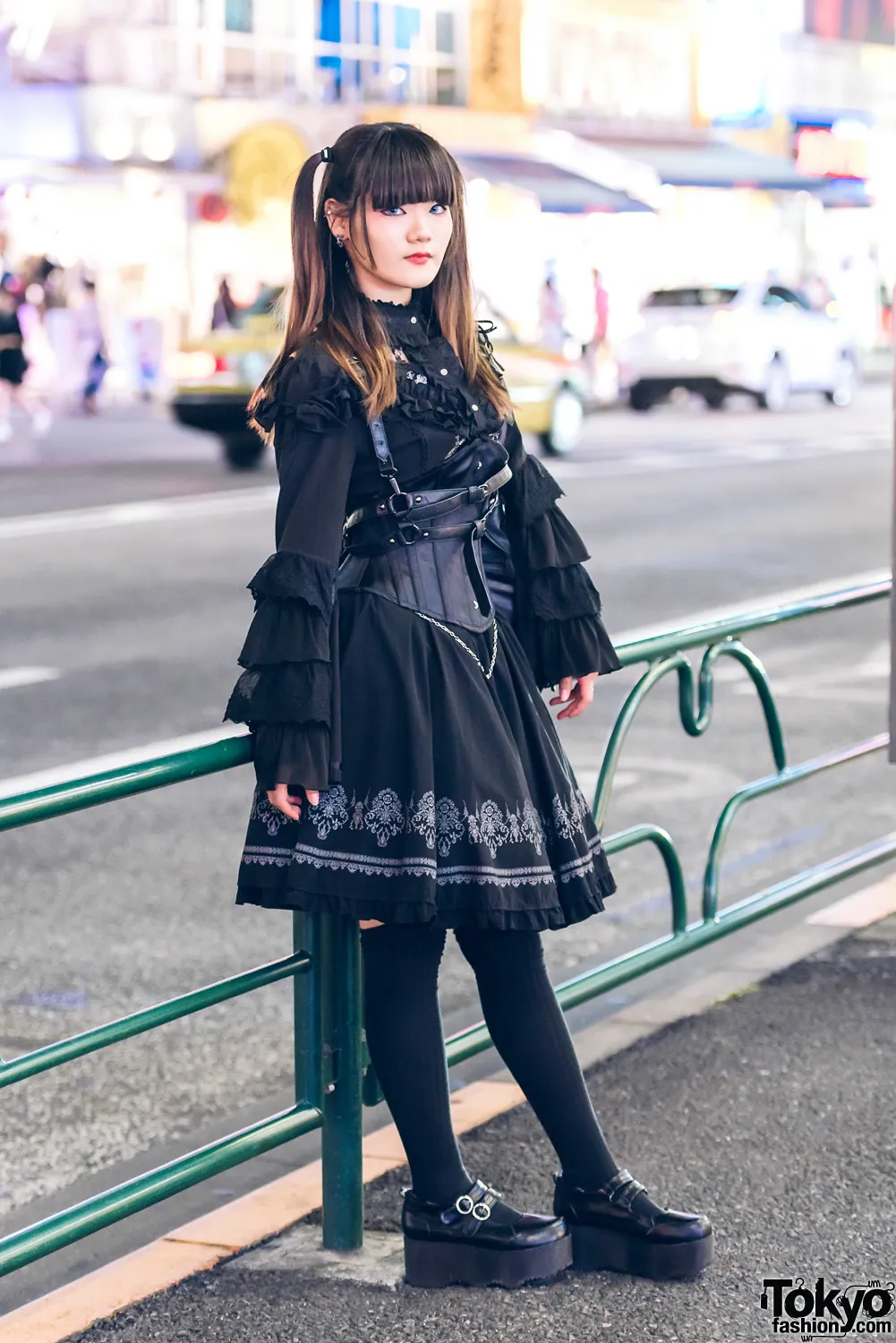 nk-2017-09-18-017-001-harajuku-dsc-8496 Sự kết hợp hoàn hảo giữa giày bánh mì và trang phục Gothic Lolita