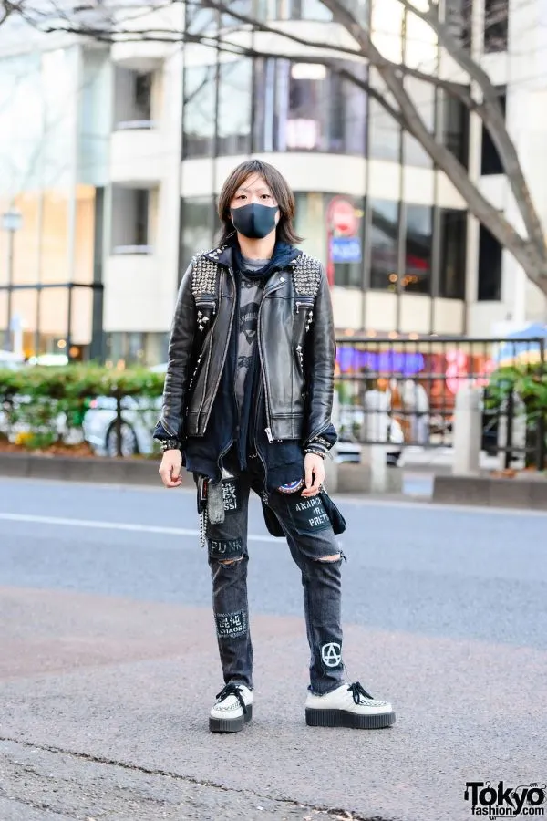 nk-2021-01-31-002-001-harajuku-dz7-5033-600x900-1 Giày bánh mì đinh tán phong cách Punk cá tính Biểu tượng của sự nổi loạn và thời thượng