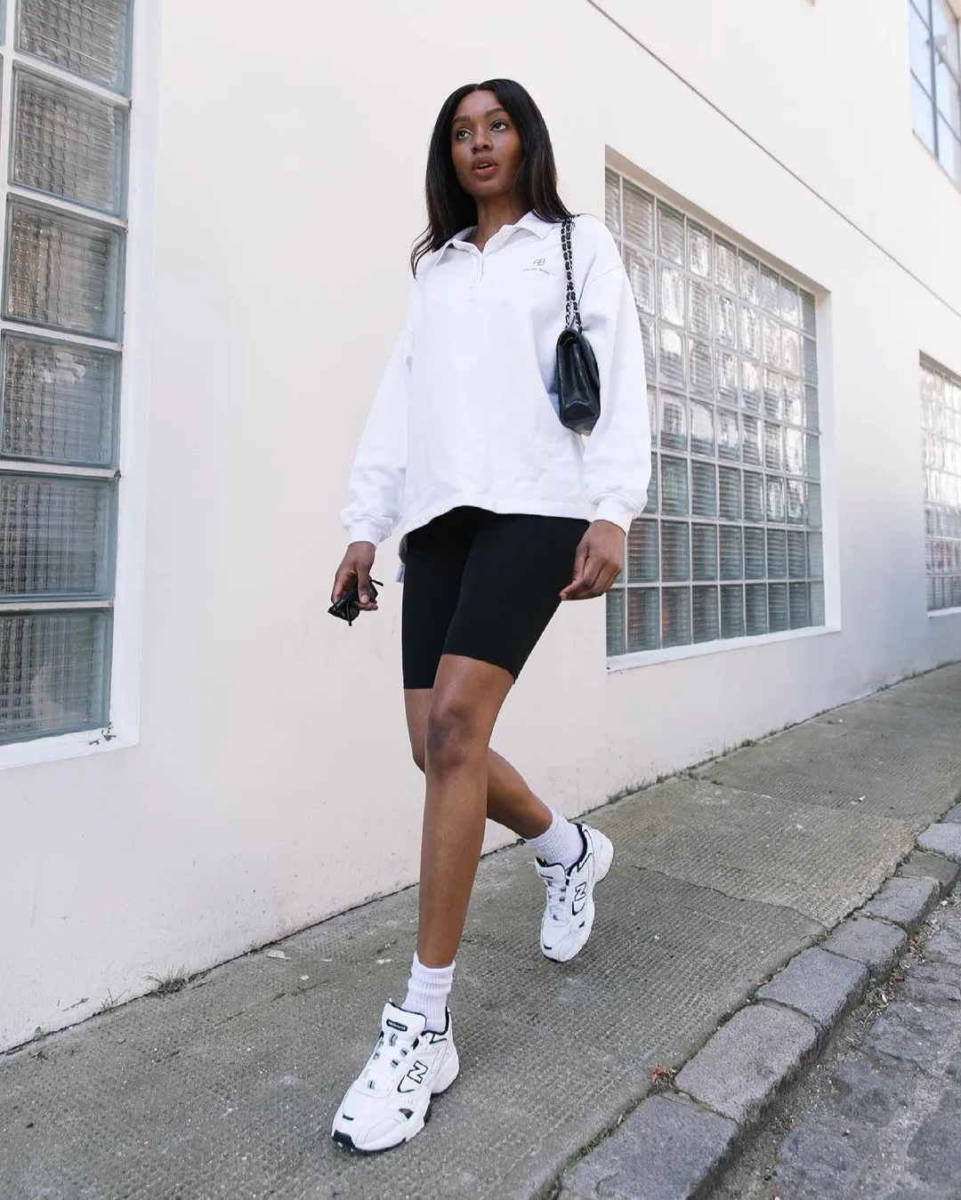nss-magazine-long-socks-trend-8 Lựa chọn form dáng phù hợp giúp cân bằng tỉ lệ cơ thể