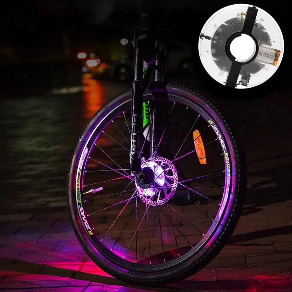 Hệ thống đèn LED đa sắc màu tạo nên vẻ đẹp huyền ảo cho đôi giày